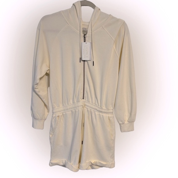 NWT Nordstrom Cream Romper - Picture 1 of 4